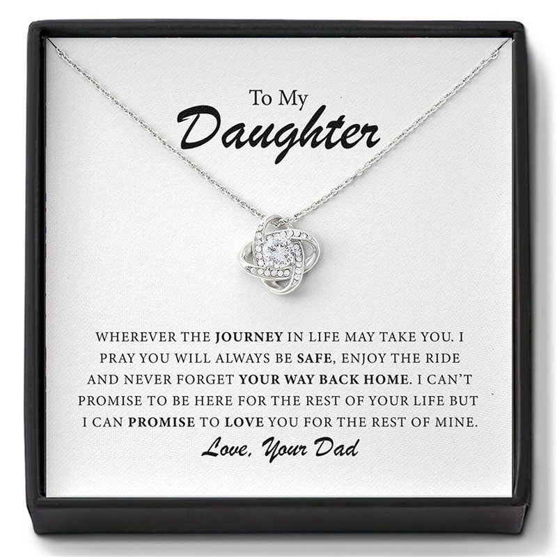 👪"Heart of Love" Necklace – A Sentimental Gift for Your Daughter🍀