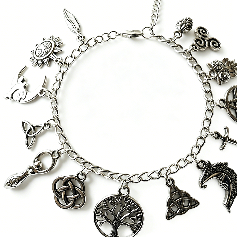 Vintage Pagan Charm Bracelet – Spiritual Symbols, Antique Silver, Bohemian Style✨ 🌙